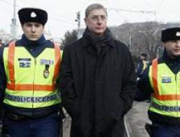E­s­k­i­ ­M­a­c­a­r­i­s­t­a­n­ ­b­a­ş­b­a­k­a­n­ı­n­a­ ­g­ö­z­a­l­t­ı­